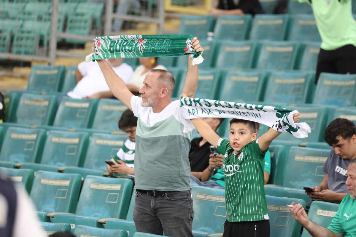 (FOTO GALERİ) Bursaspor- Söğütspor taraftar fotoğrafları -1