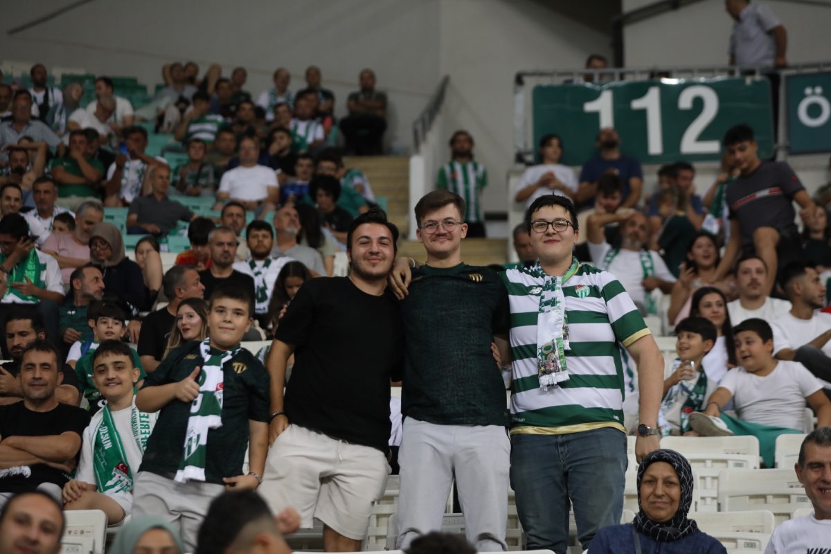 (FOTO GALERİ) Bursaspor- Söğütspor taraftar fotoğrafları -1
