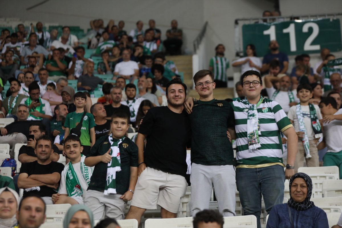 (FOTO GALERİ) Bursaspor- Söğütspor taraftar fotoğrafları -1