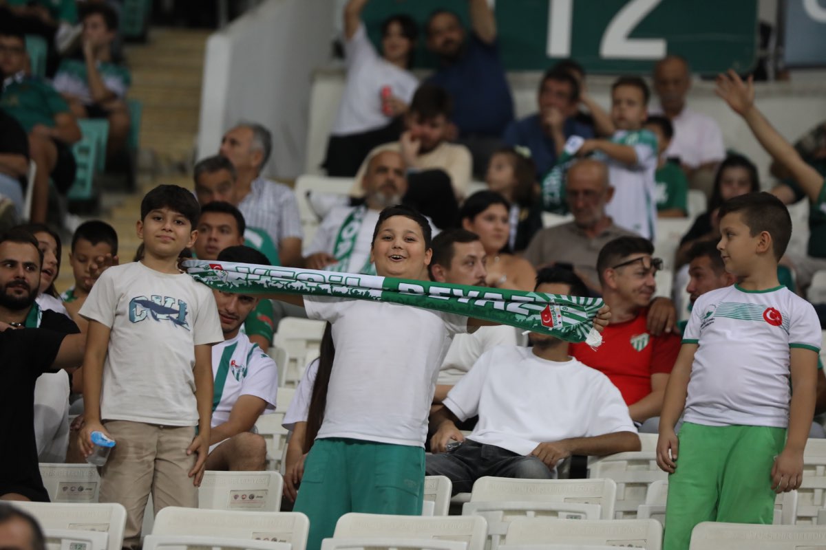 (FOTO GALERİ) Bursaspor- Söğütspor taraftar fotoğrafları -1