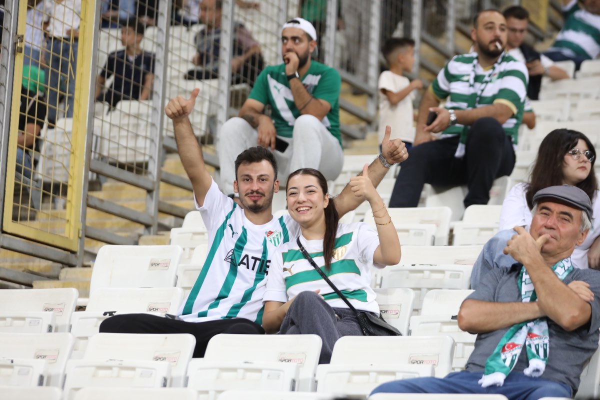 (FOTO GALERİ) Bursaspor- Söğütspor taraftar fotoğrafları -1