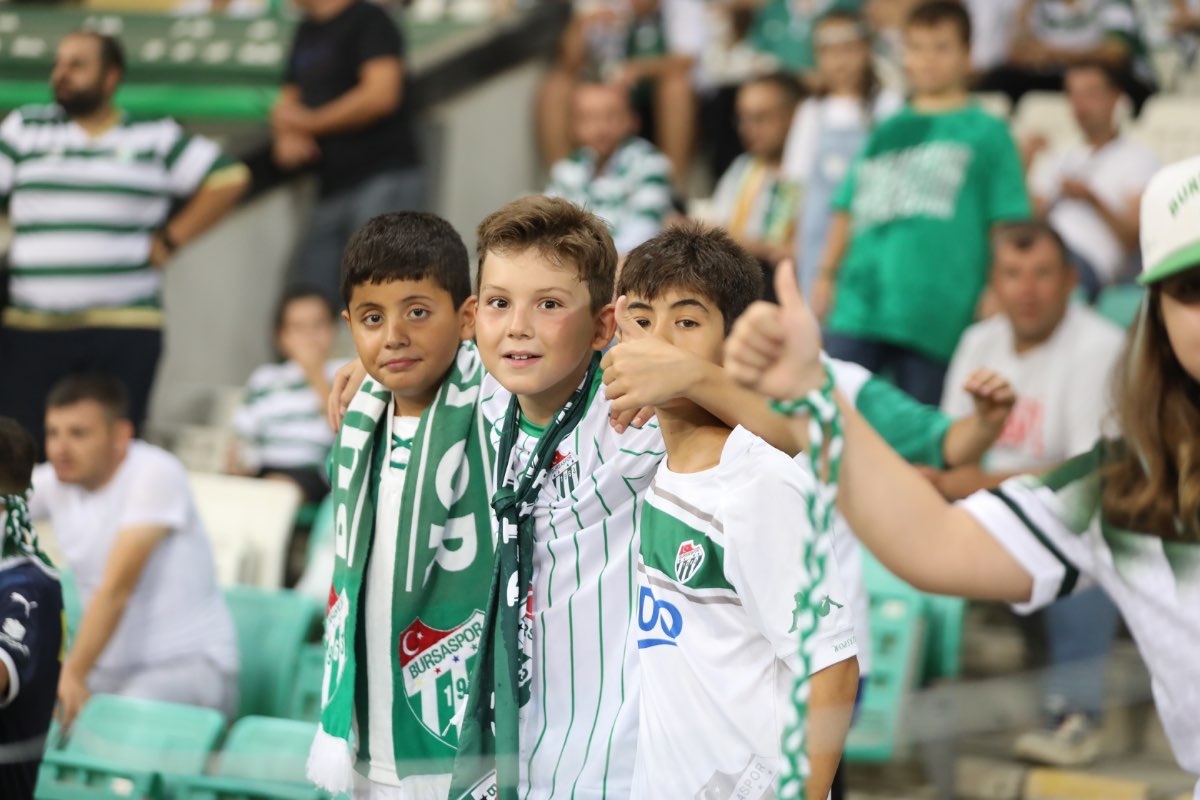 (FOTO GALERİ) Bursaspor- Söğütspor taraftar fotoğrafları -1