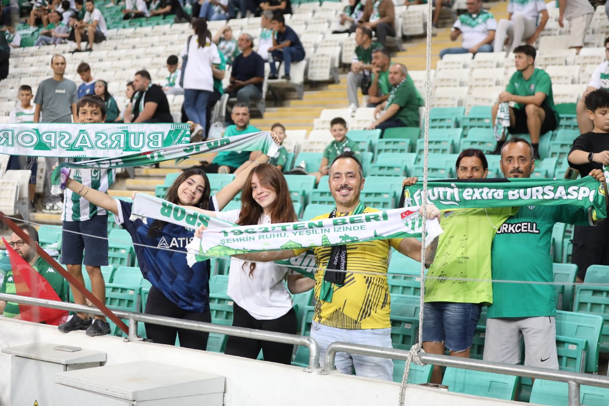 (FOTO GALERİ) Bursaspor- Söğütspor taraftar fotoğrafları -1