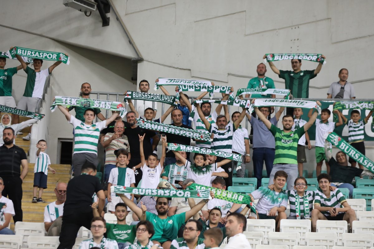 (FOTO GALERİ) Bursaspor- Söğütspor taraftar fotoğrafları -1
