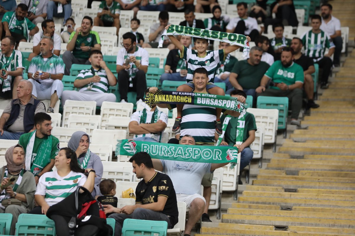 (FOTO GALERİ) Bursaspor- Söğütspor taraftar fotoğrafları -1