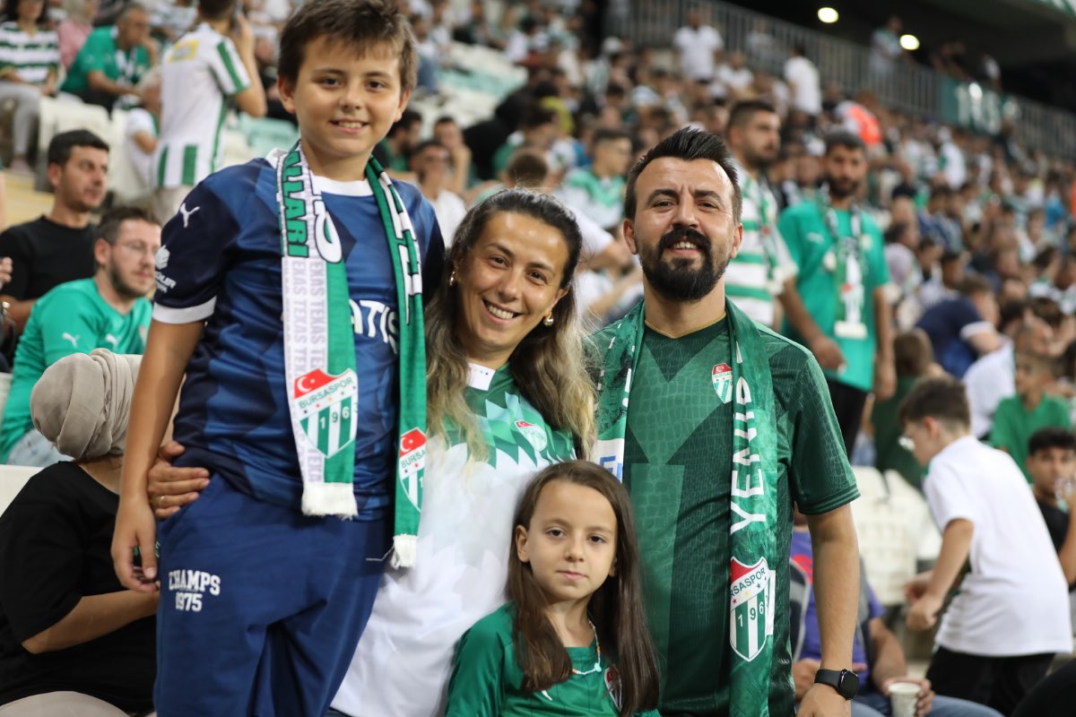 (FOTO GALERİ) Bursaspor- Söğütspor taraftar fotoğrafları -1