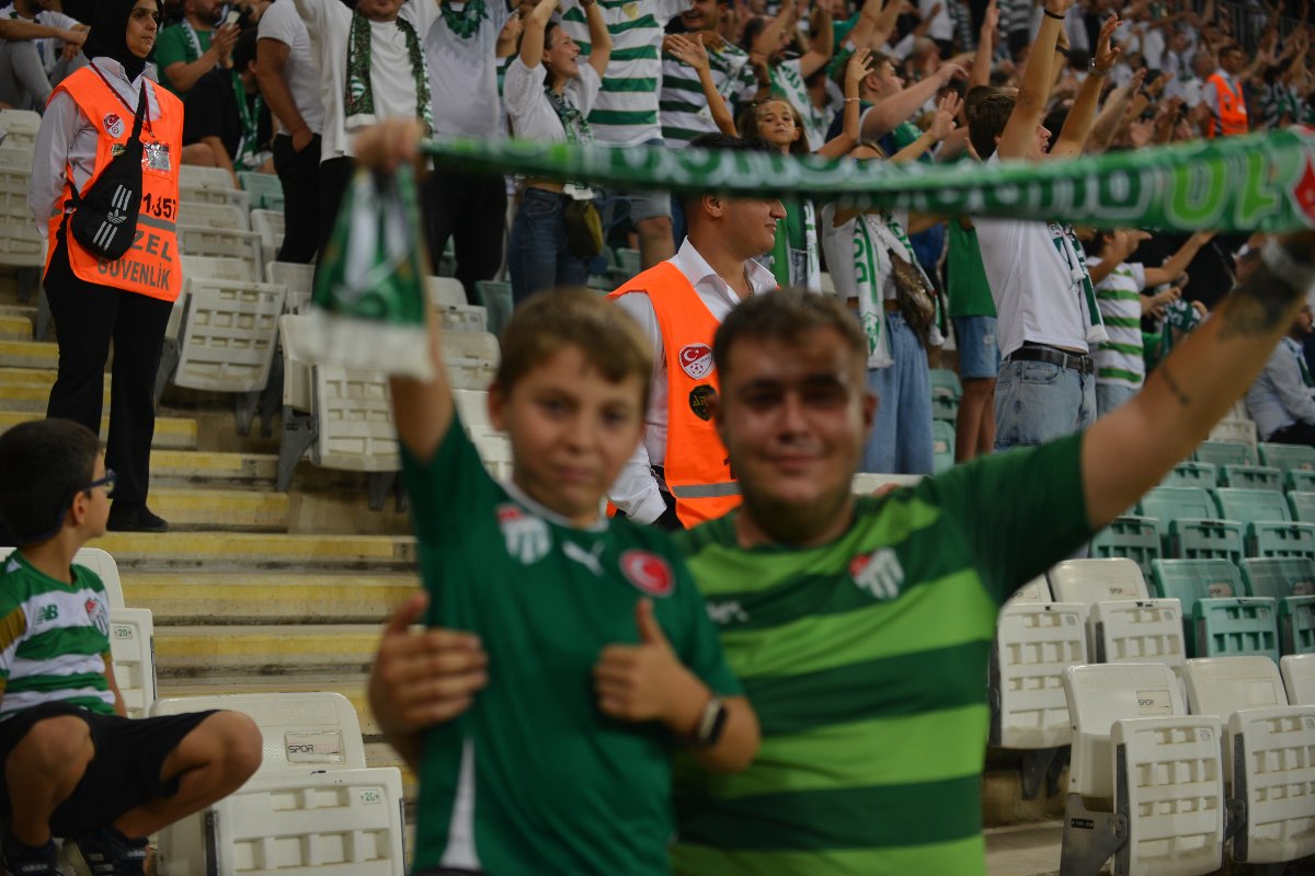 (FOTO GALERİ) Bursaspor- Söğütspor taraftar fotoğrafları -2
