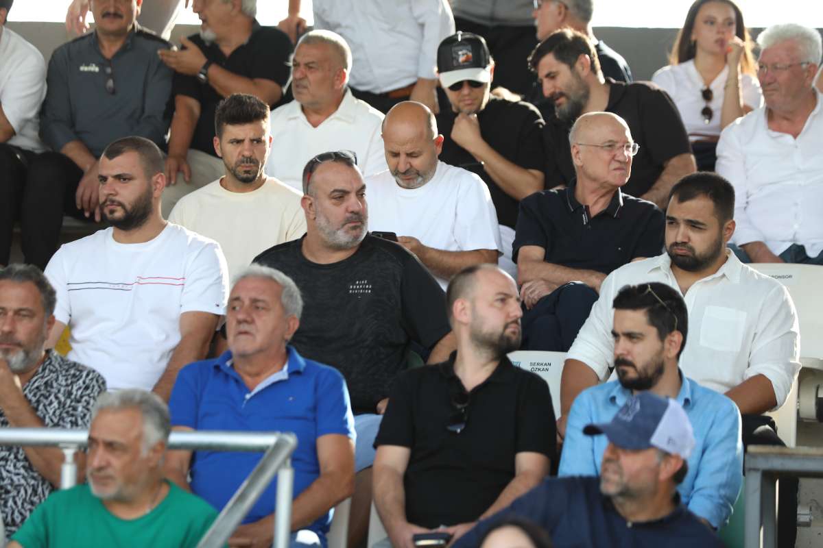 (FOTO GALERİ) Yıldırımspor-Kestel Çilekspor Taraftar Fotoğrafları