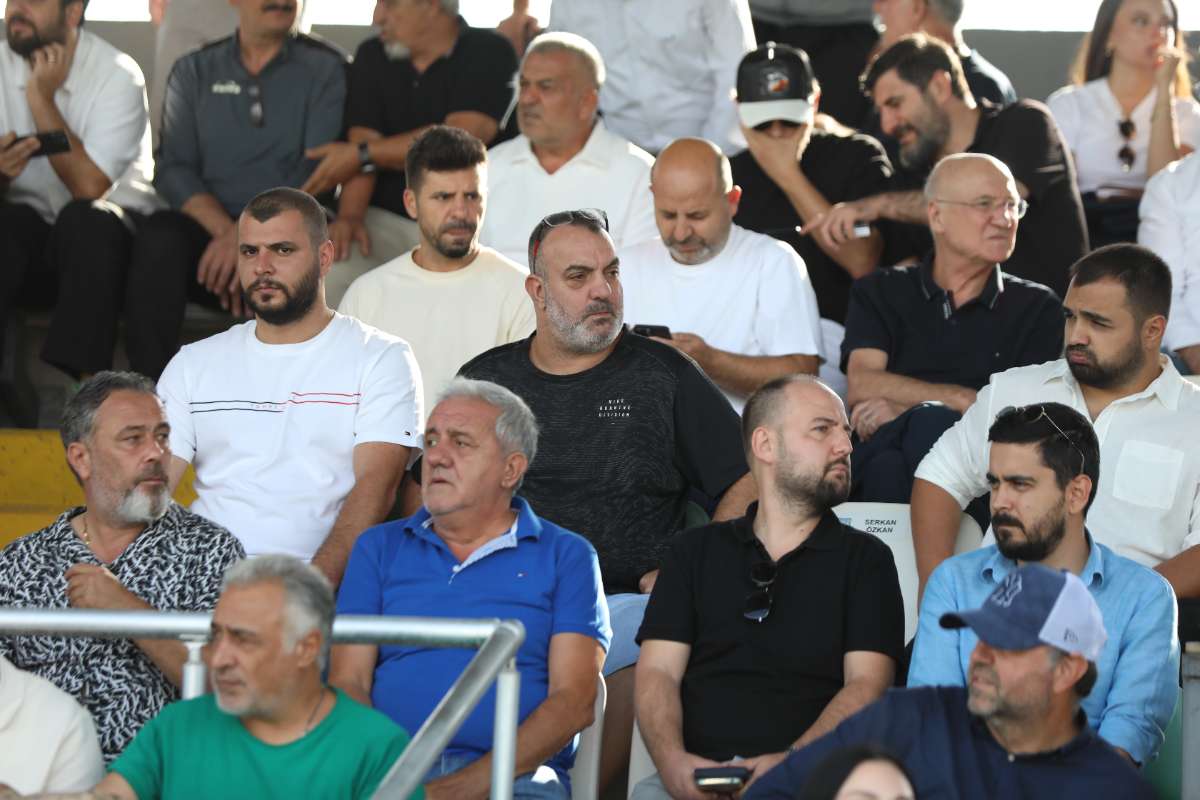 (FOTO GALERİ) Yıldırımspor-Kestel Çilekspor Taraftar Fotoğrafları