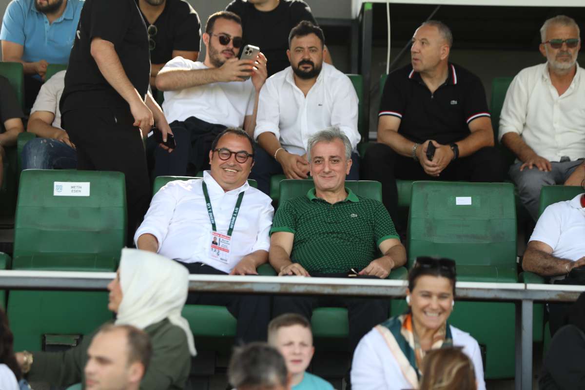 (FOTO GALERİ) Yıldırımspor-Kestel Çilekspor Taraftar Fotoğrafları