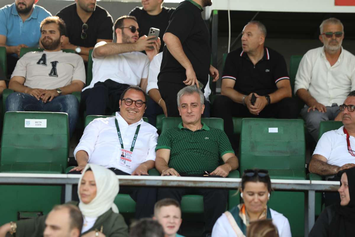 (FOTO GALERİ) Yıldırımspor-Kestel Çilekspor Taraftar Fotoğrafları