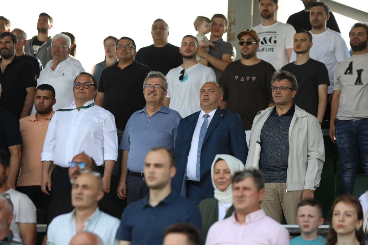 (FOTO GALERİ) Yıldırımspor-Kestel Çilekspor Taraftar Fotoğrafları