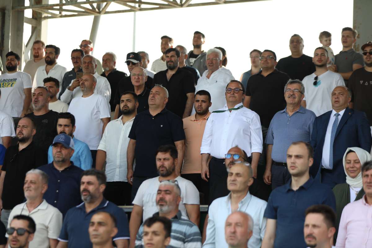(FOTO GALERİ) Yıldırımspor-Kestel Çilekspor Taraftar Fotoğrafları