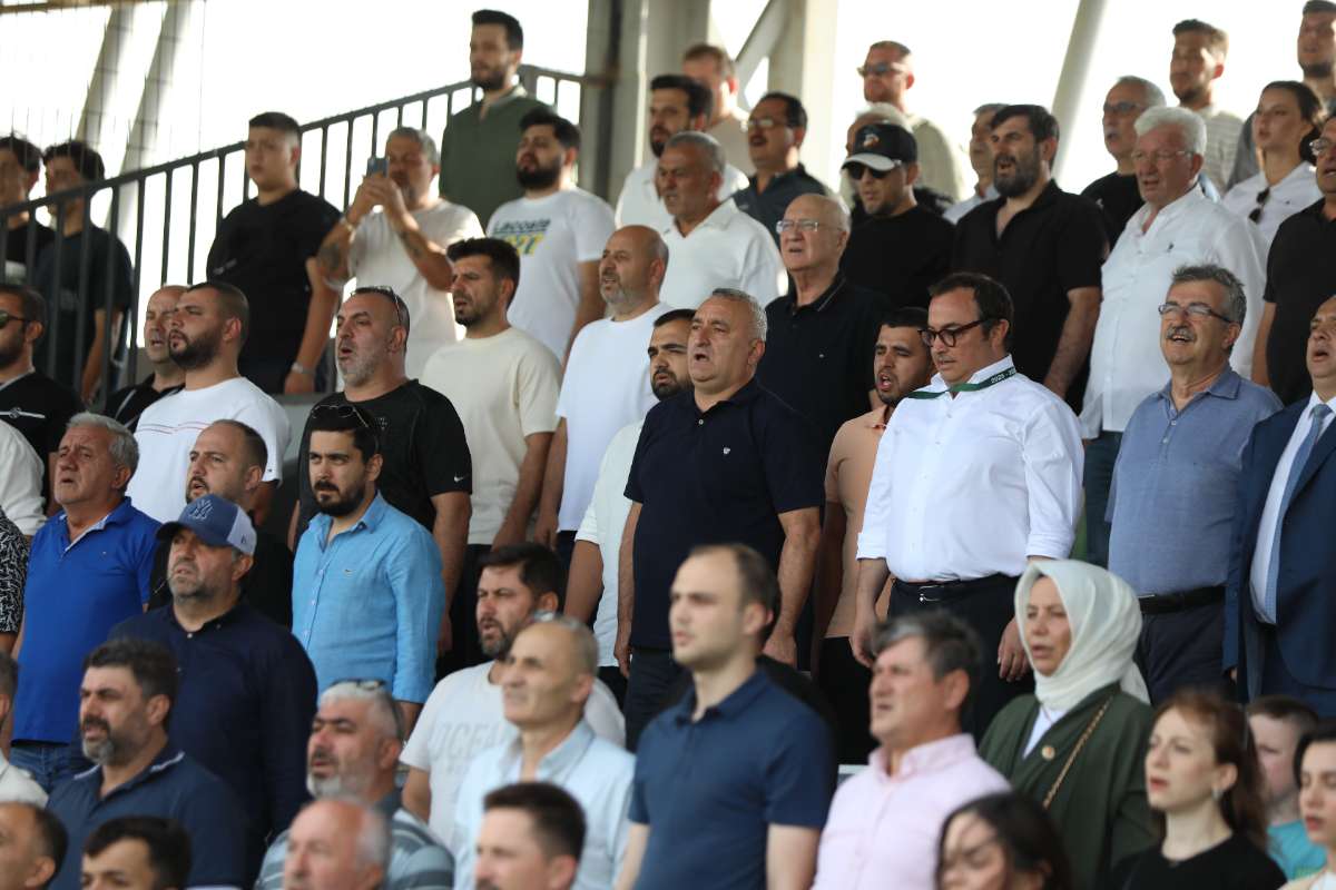 (FOTO GALERİ) Yıldırımspor-Kestel Çilekspor Taraftar Fotoğrafları