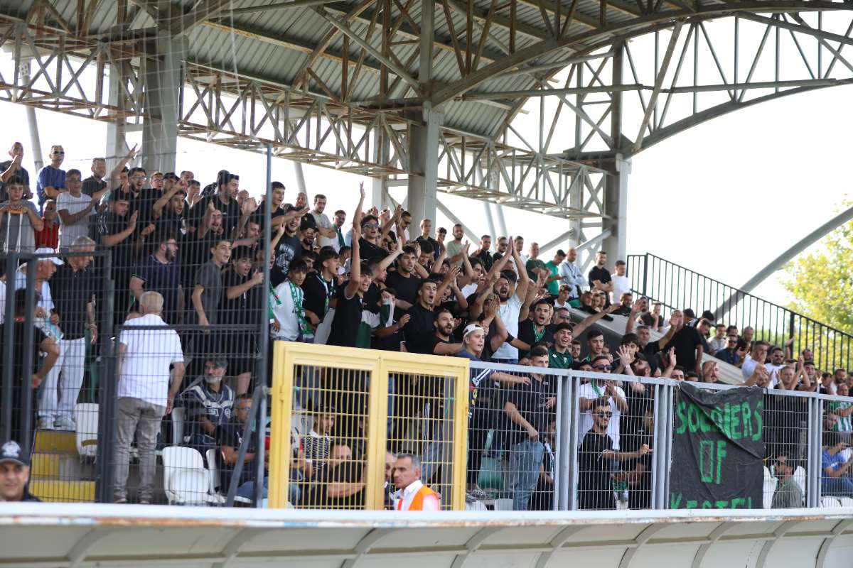 (FOTO GALERİ) Yıldırımspor-Kestel Çilekspor Taraftar Fotoğrafları