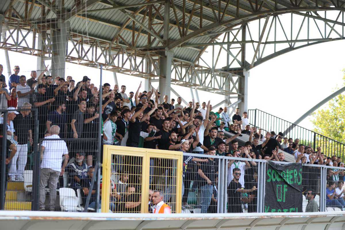 (FOTO GALERİ) Yıldırımspor-Kestel Çilekspor Taraftar Fotoğrafları