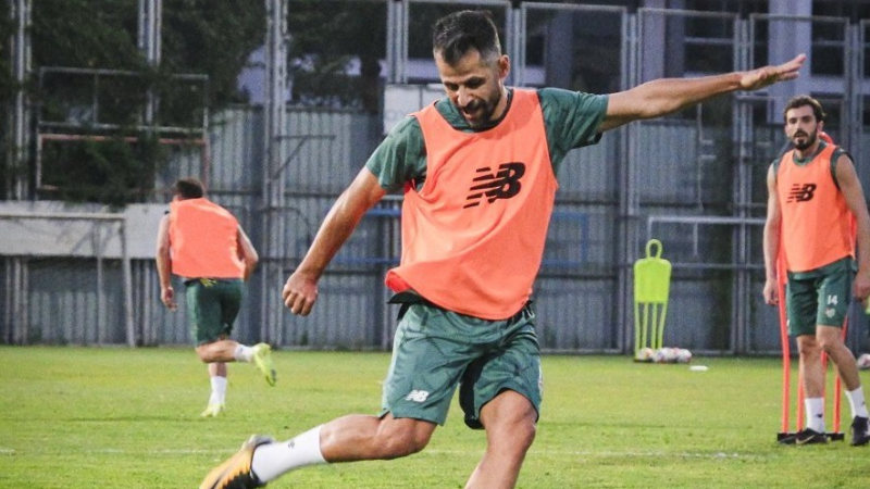 Bursaspor, Arnavutköy maçı hazırlıklarına başladı