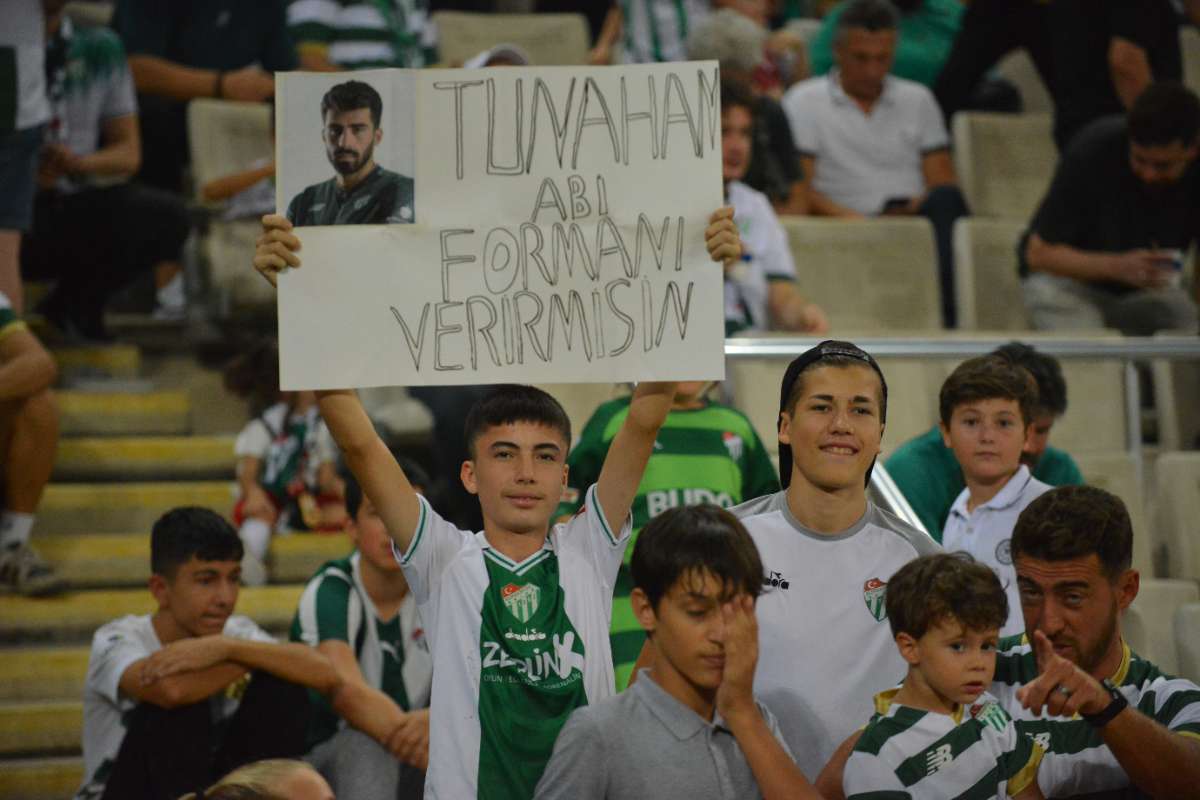 (FOTO GALERİ) Bursaspor-Arnavutköy Belediyespor Maçı Taraftar Fotoğrafları
