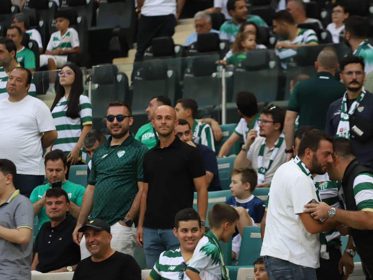(FOTO GALERİ) Bursaspor-Arnavutköy Belediyespor Maçı Taraftar Fotoğrafları