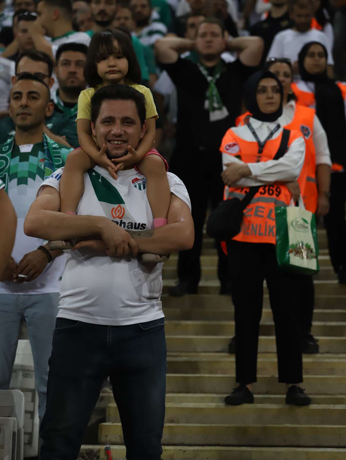 (FOTO GALERİ) Bursaspor-Arnavutköy Belediyespor Maçı Taraftar Fotoğrafları