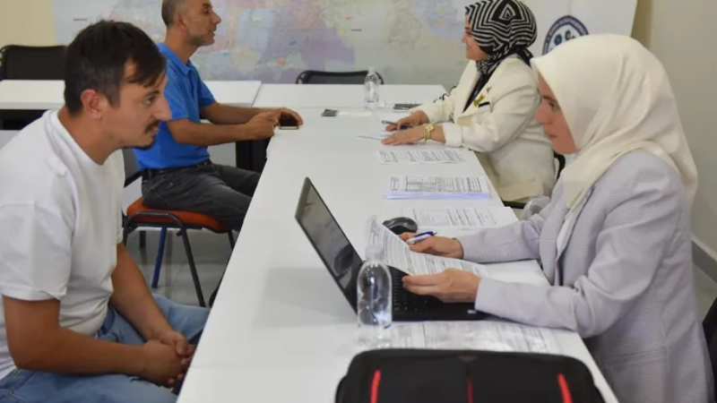 Yıldırım Belediyesi’nden 400 kişiye yeni iş imkanı
