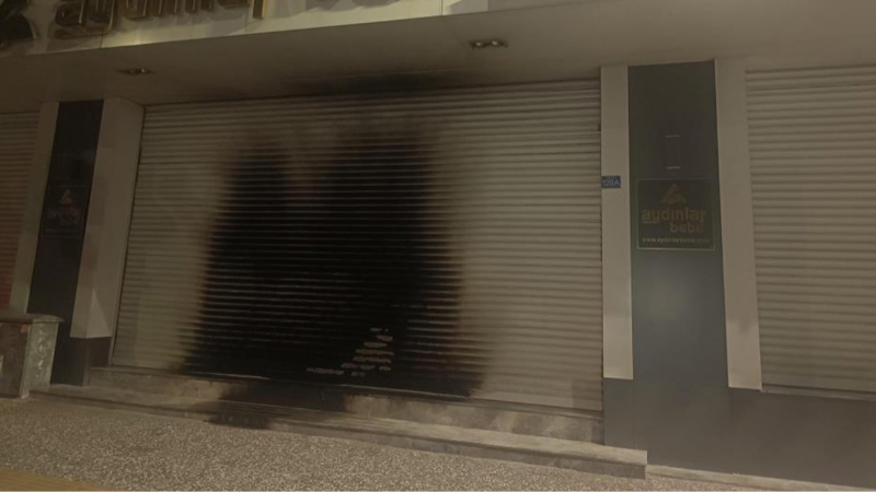 Yıldırım'da mağazayı ateşe veren şahıs video çekti