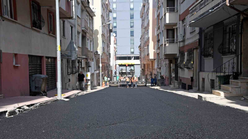 Osmangazi’de 160 ton asfalt döküldü
