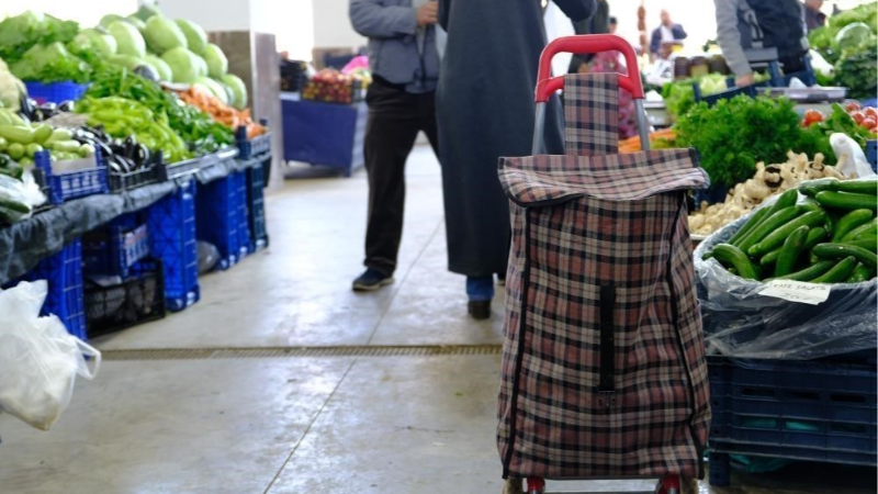 Ticaret satış hacmi yıllık yüzde 6,9 arttı