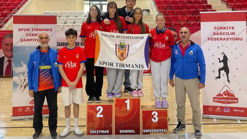 Bursa İnegöl Belediyespor 'tırmanış' kürsüsünde