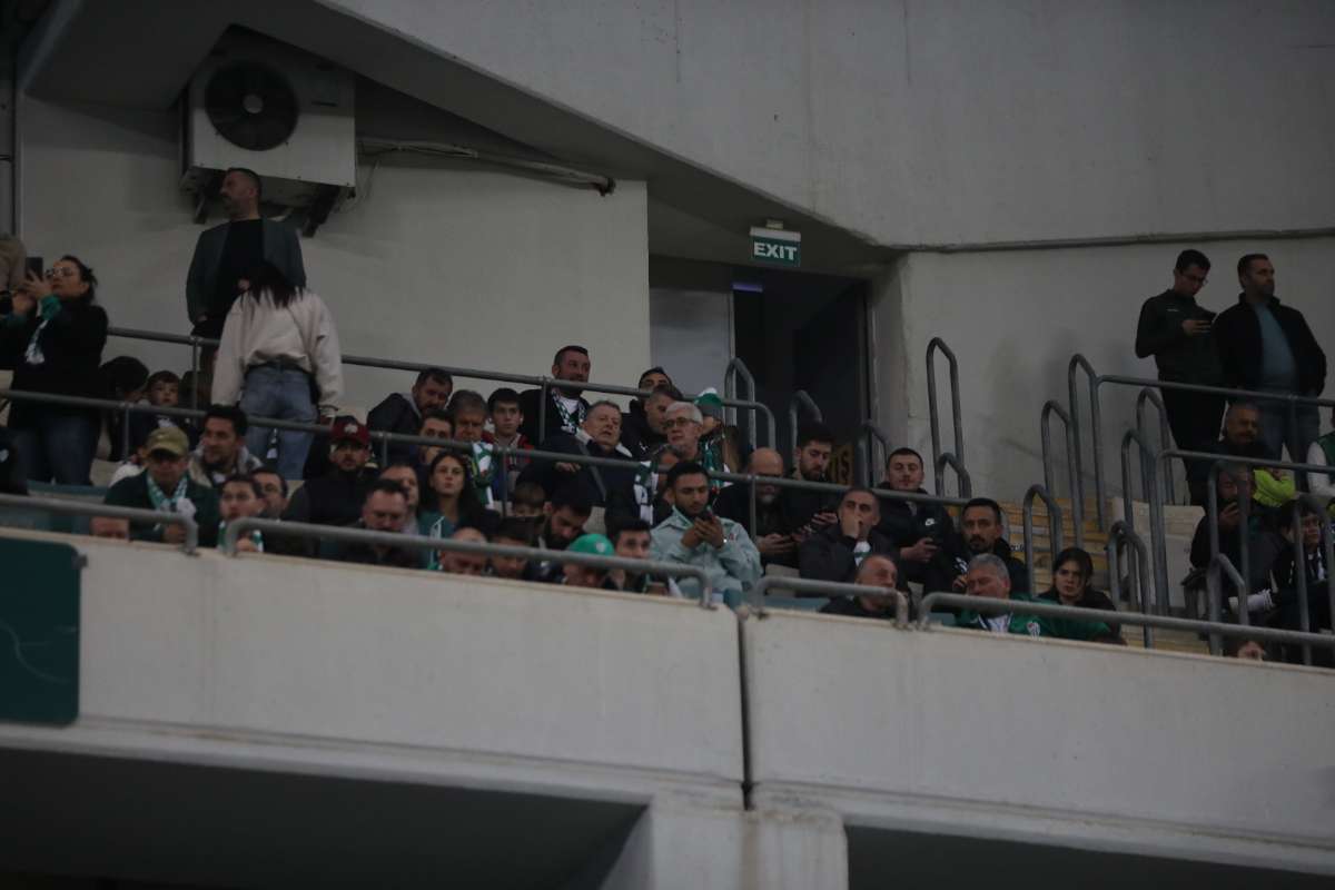 (FOTO GALERİ) Bursaspor-Menemen FK Taraftar Fotoğrafları-1