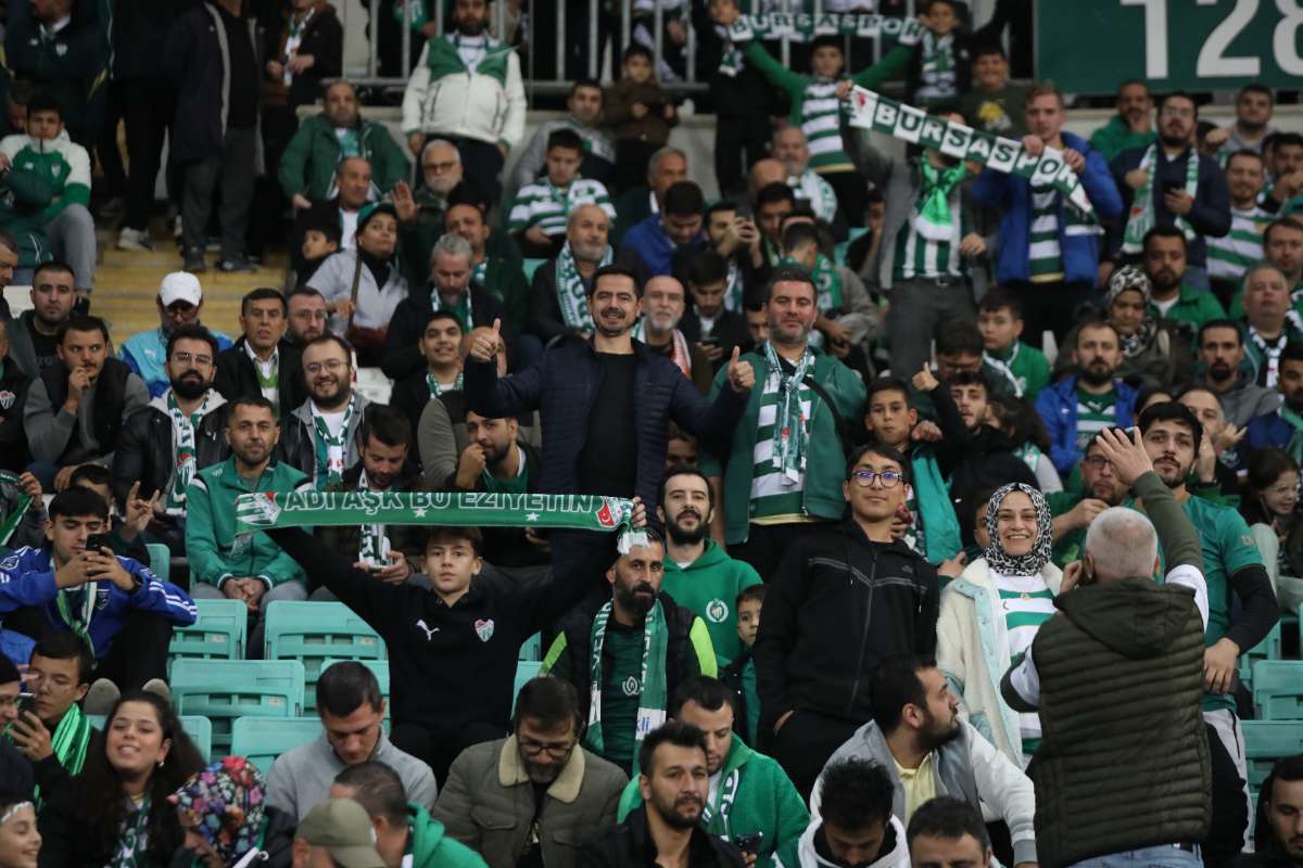 (FOTO GALERİ) Bursaspor-Menemen FK Taraftar Fotoğrafları-1