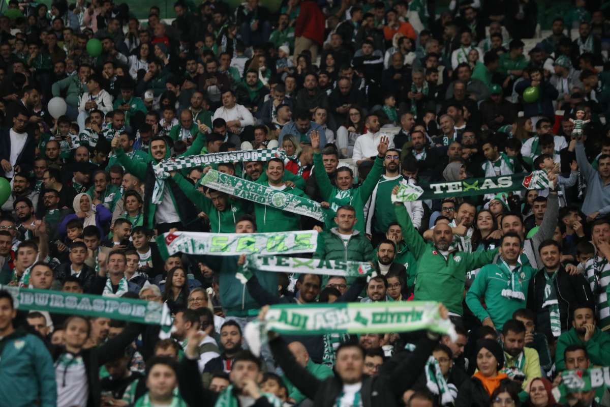 (FOTO GALERİ) Bursaspor-Menemen FK Taraftar Fotoğrafları-1