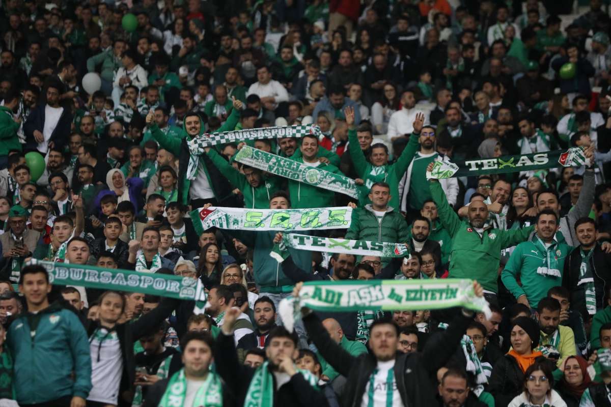 (FOTO GALERİ) Bursaspor-Menemen FK Taraftar Fotoğrafları-1