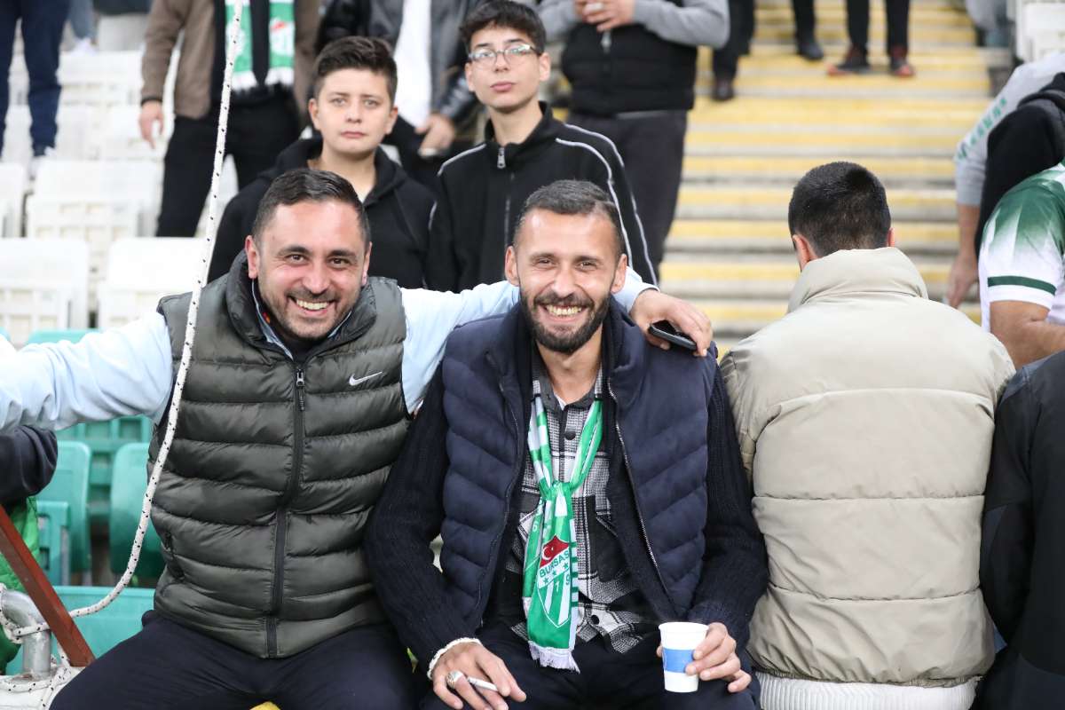 (FOTO GALERİ) Bursaspor-Menemen FK Taraftar Fotoğrafları-1