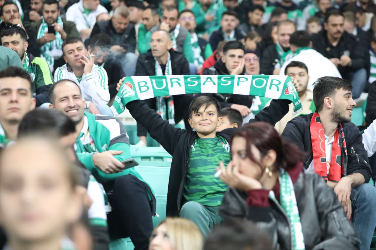 (FOTO GALERİ) Bursaspor-Menemen FK Taraftar Fotoğrafları-1