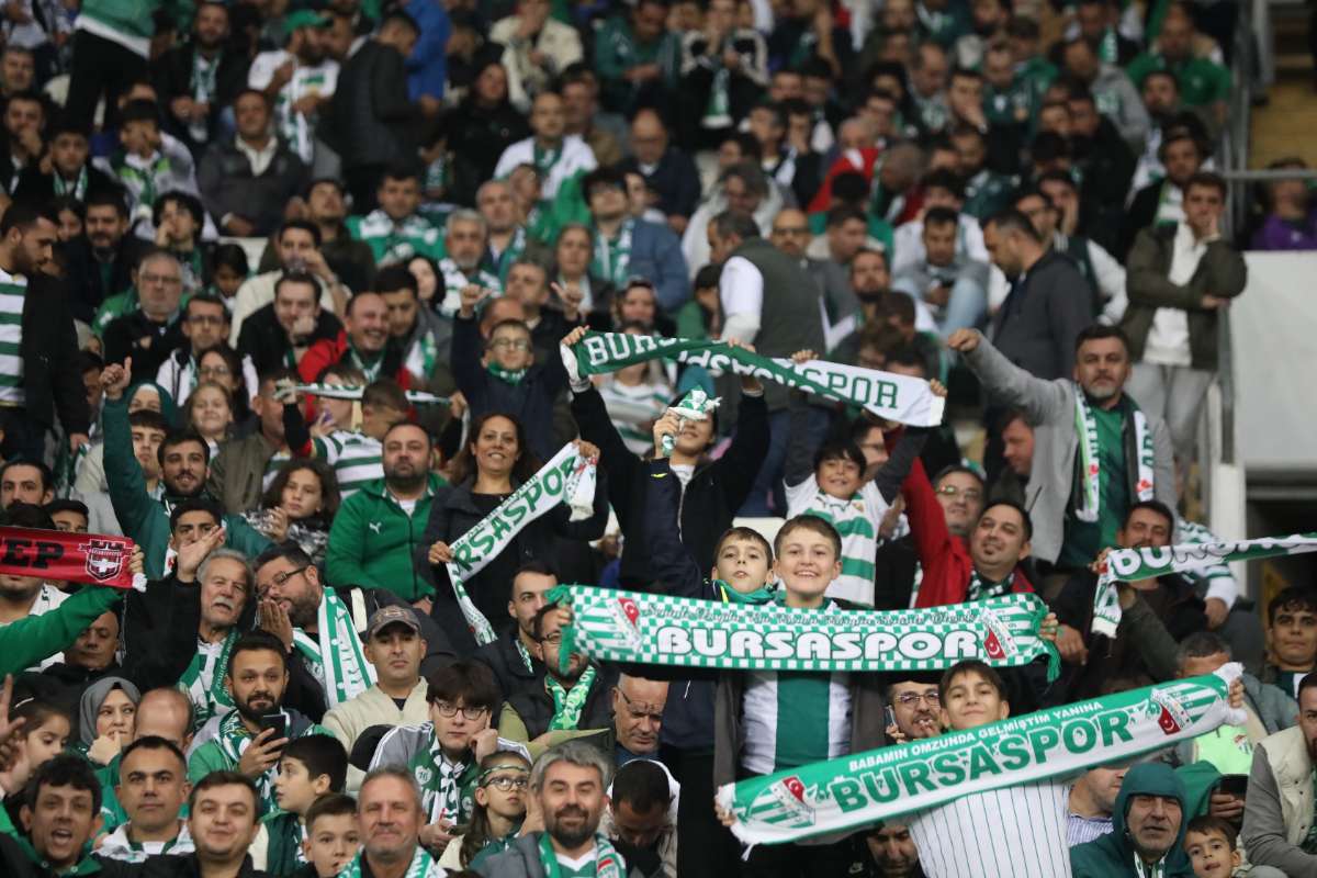 (FOTO GALERİ) Bursaspor-Menemen FK Taraftar Fotoğrafları-1