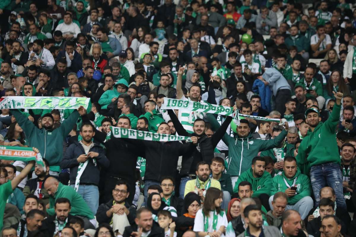 (FOTO GALERİ) Bursaspor-Menemen FK Taraftar Fotoğrafları-1