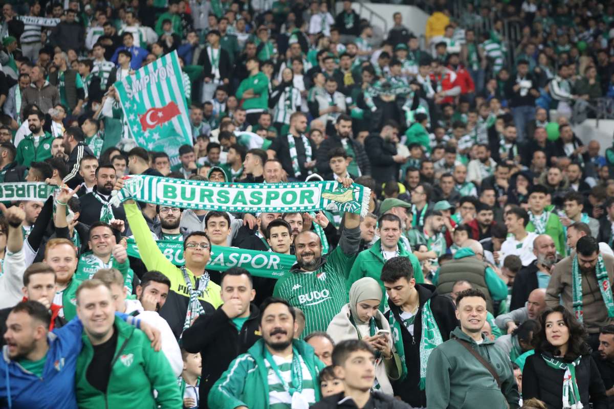 (FOTO GALERİ) Bursaspor-Menemen FK Taraftar Fotoğrafları-1