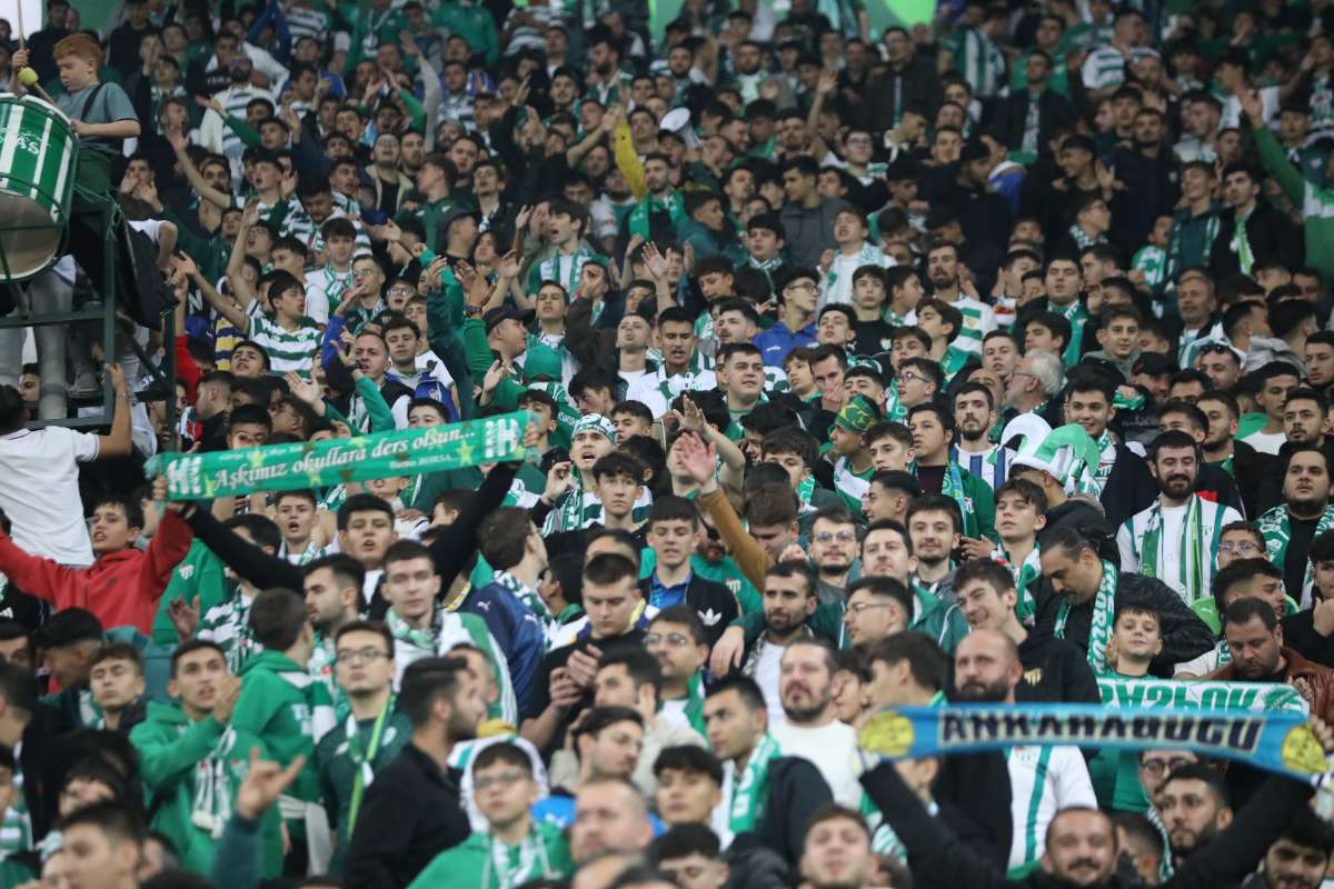 (FOTO GALERİ) Bursaspor-Menemen FK Taraftar Fotoğrafları-1