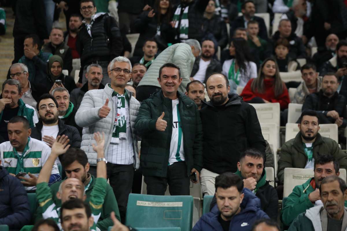 (FOTO GALERİ) Bursaspor-Menemen FK Taraftar Fotoğrafları-1