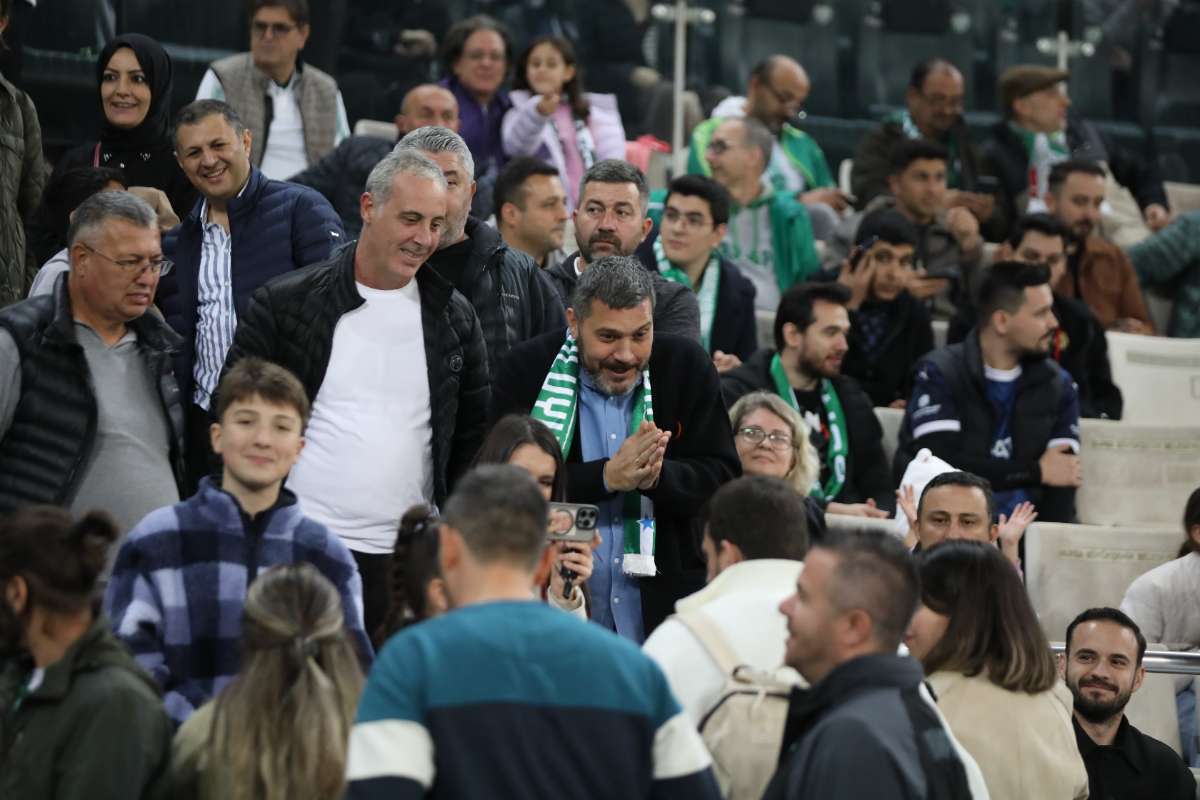 (FOTO GALERİ) Bursaspor-Menemen FK Taraftar Fotoğrafları-1