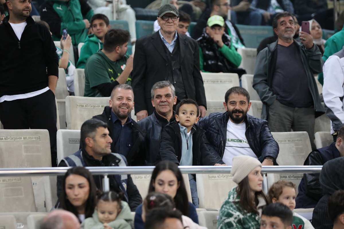 (FOTO GALERİ) Bursaspor-Menemen FK Taraftar Fotoğrafları-1