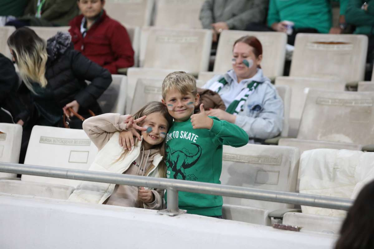 (FOTO GALERİ) Bursaspor-Menemen FK Taraftar Fotoğrafları-1