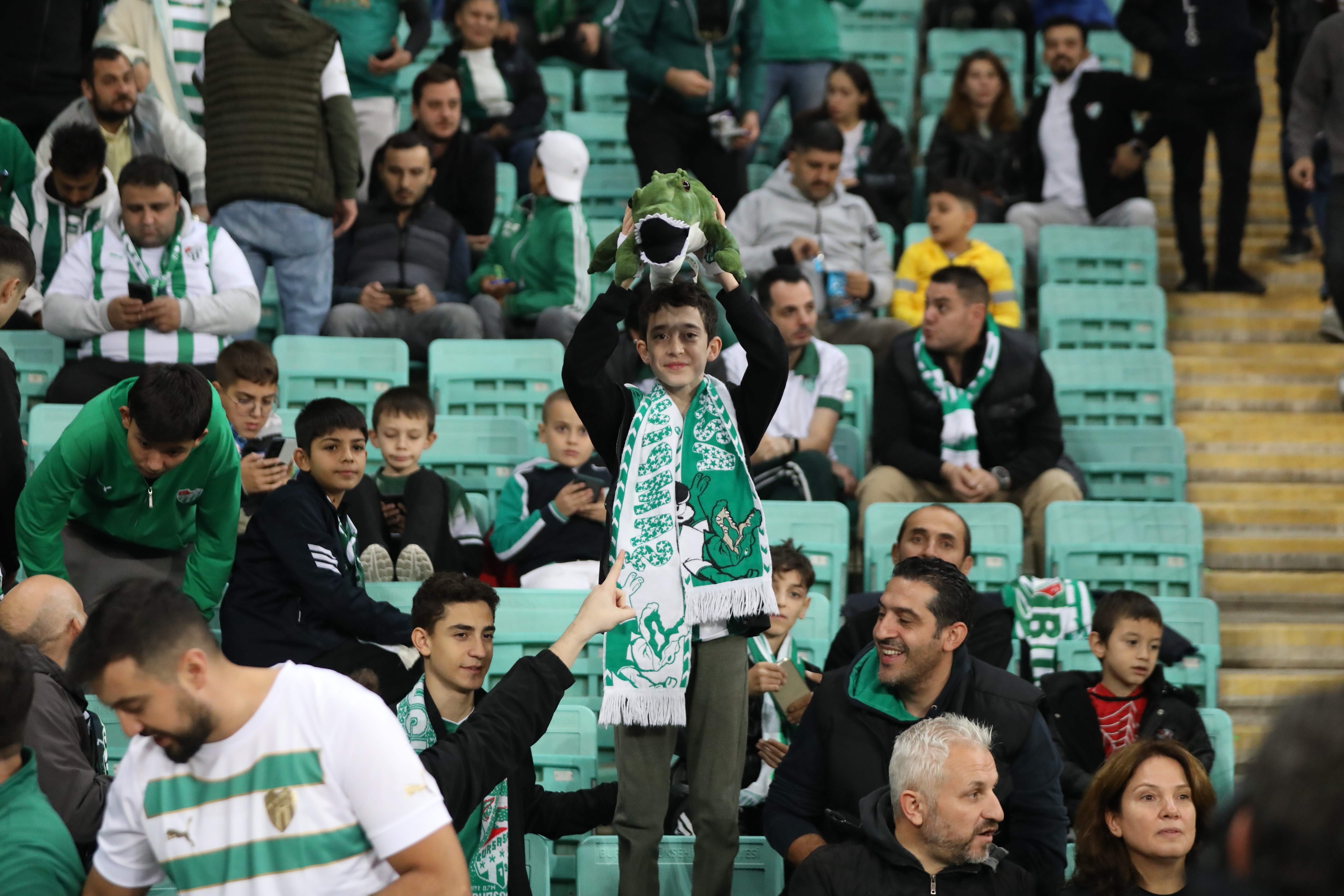 (FOTO GALERİ) Bursaspor-Menemen FK Taraftar Fotoğrafları-1