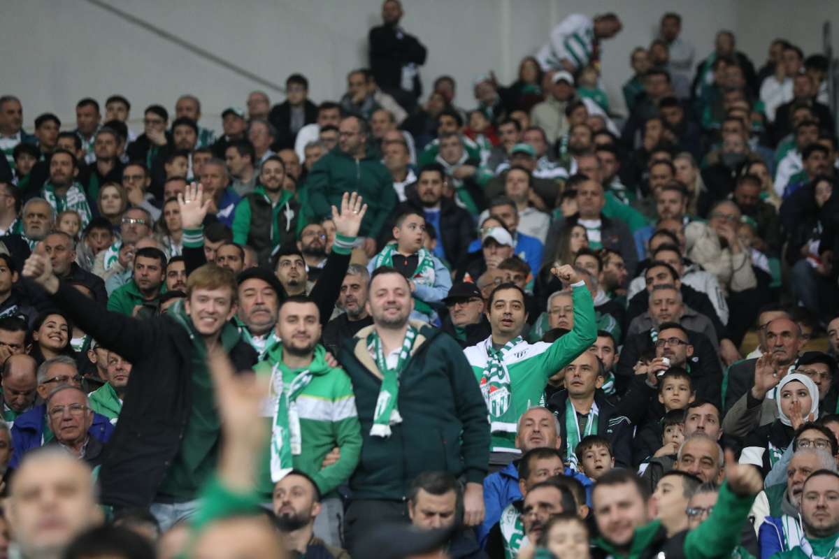 (FOTO GALERİ) Bursaspor-Menemen FK Taraftar Fotoğrafları-2