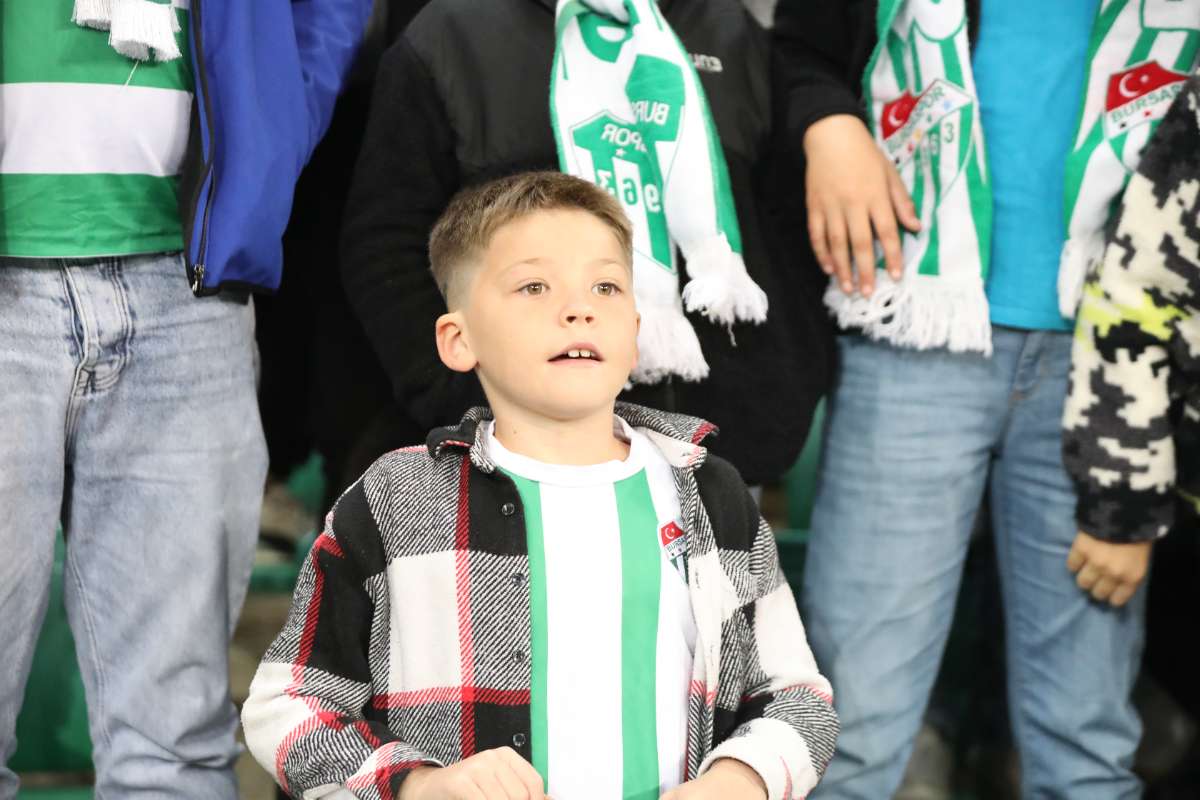 (FOTO GALERİ) Bursaspor-Menemen FK Taraftar Fotoğrafları-2