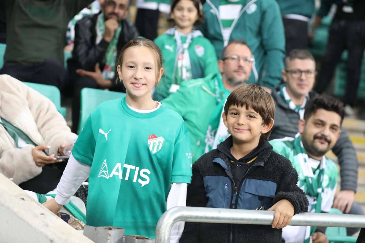 (FOTO GALERİ) Bursaspor-Menemen FK Taraftar Fotoğrafları-2