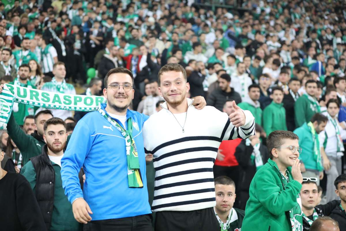 (FOTO GALERİ) Bursaspor-Menemen FK Taraftar Fotoğrafları-2