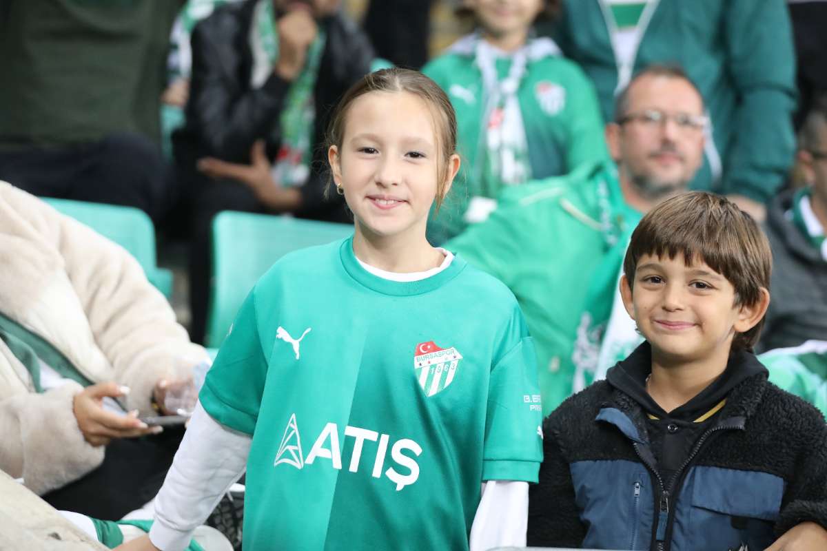 (FOTO GALERİ) Bursaspor-Menemen FK Taraftar Fotoğrafları-2
