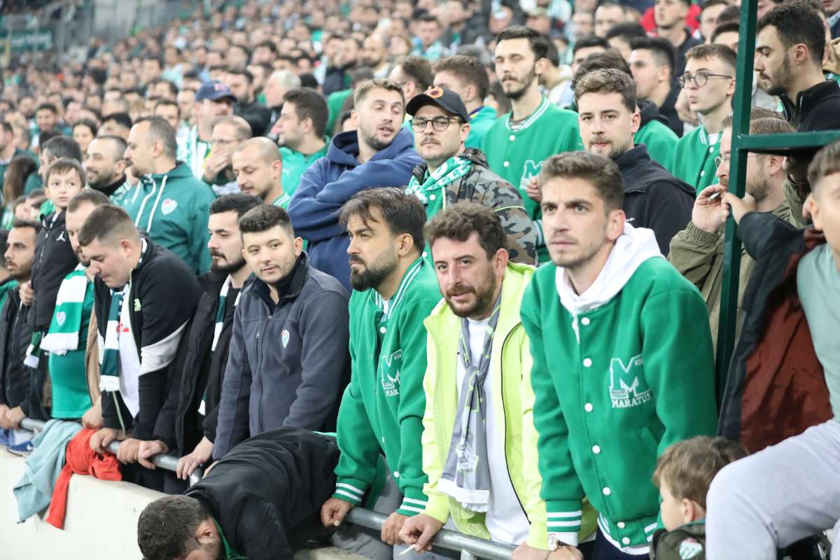 (FOTO GALERİ) Bursaspor-Menemen FK Taraftar Fotoğrafları-2
